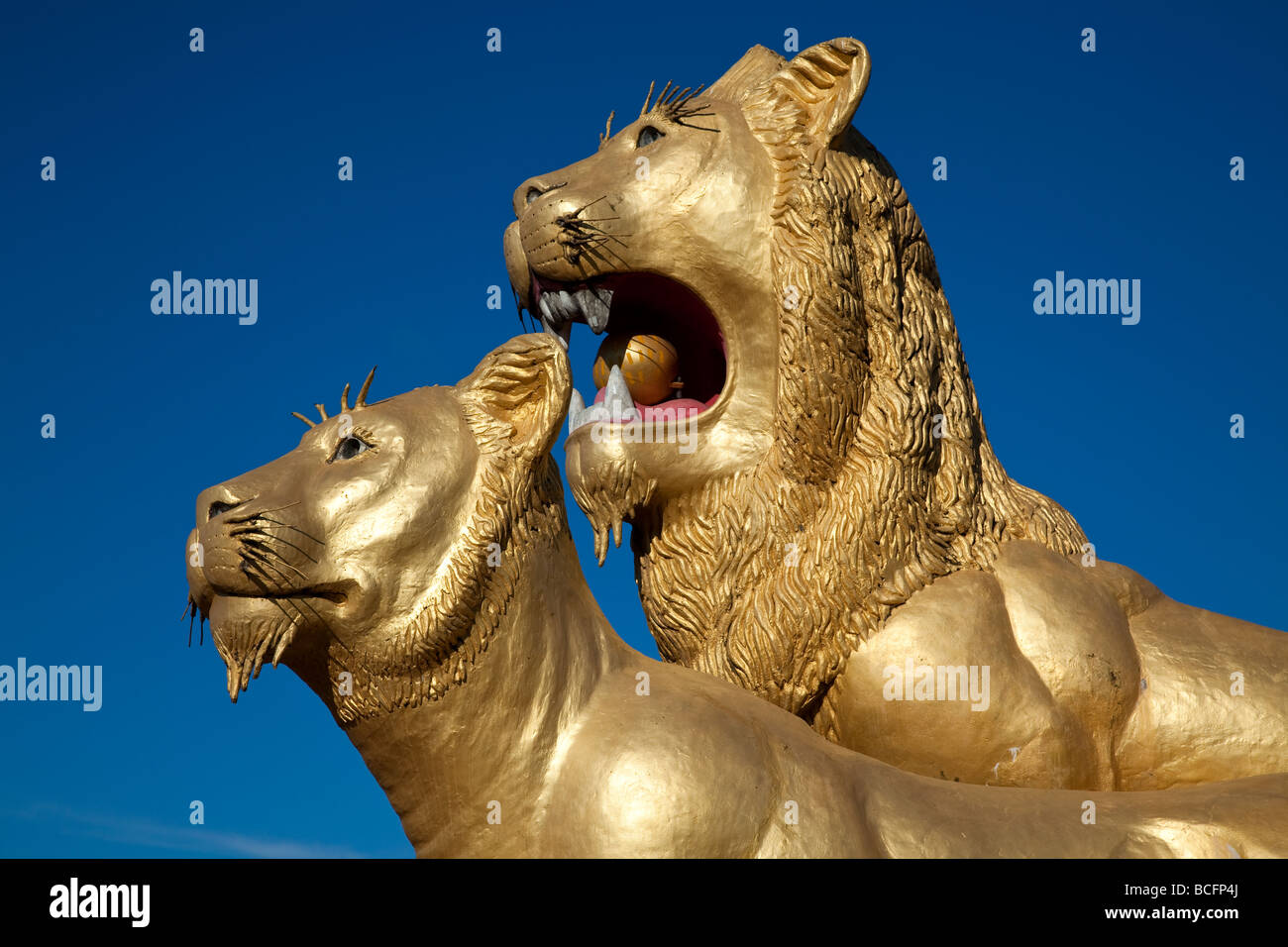 Golden Lions Traffic Circle, Sihanoukville Stock Photo