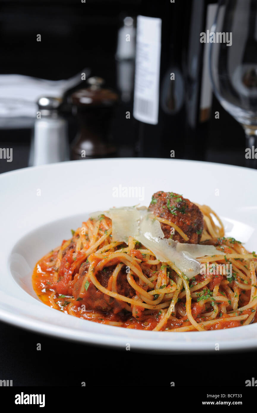 Spaghetti with tomato sauce Stock Photo - Alamy