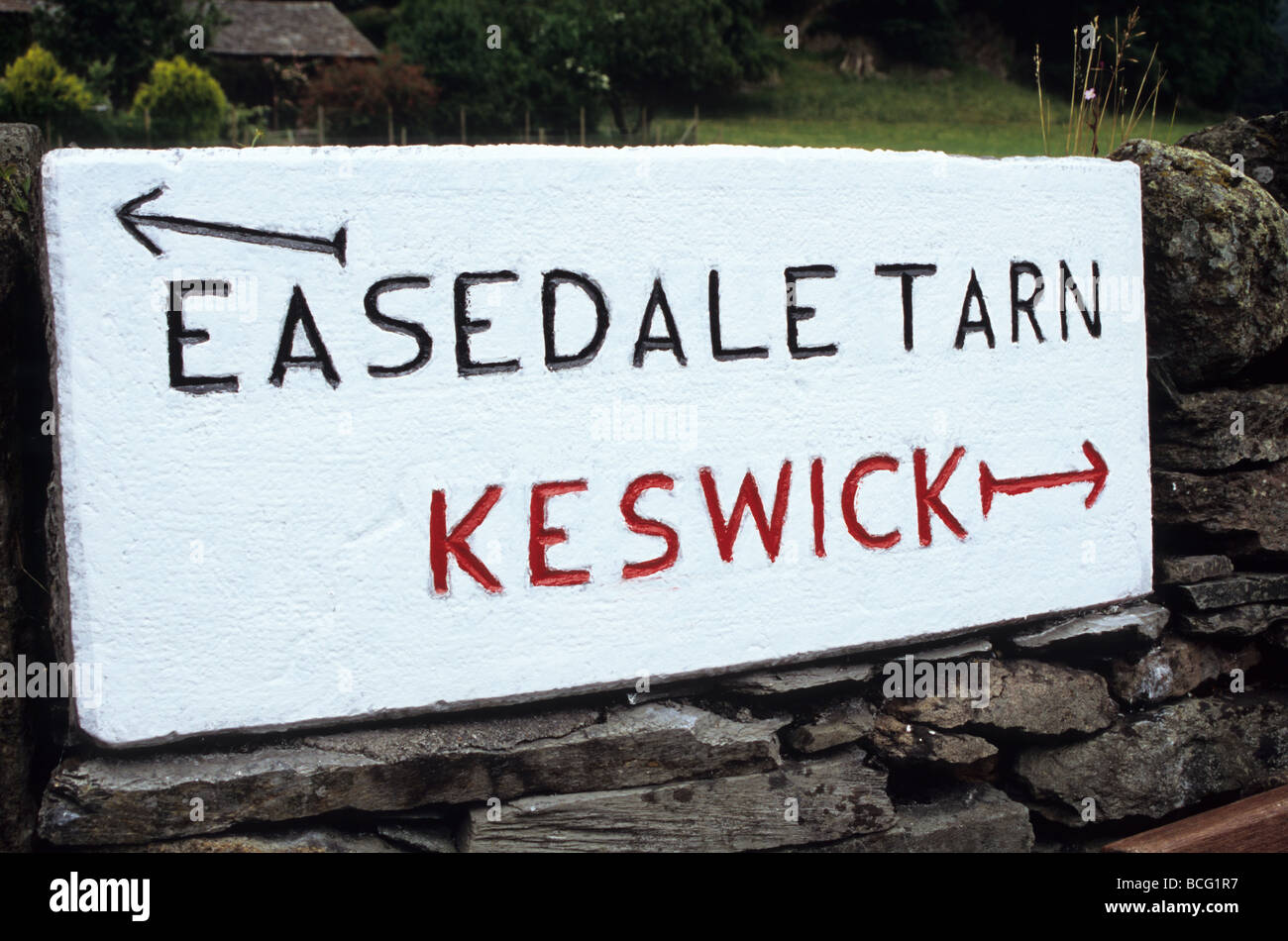 Easedale Tarn Keswick Sign In Grasmere Cumbria Stock Photo