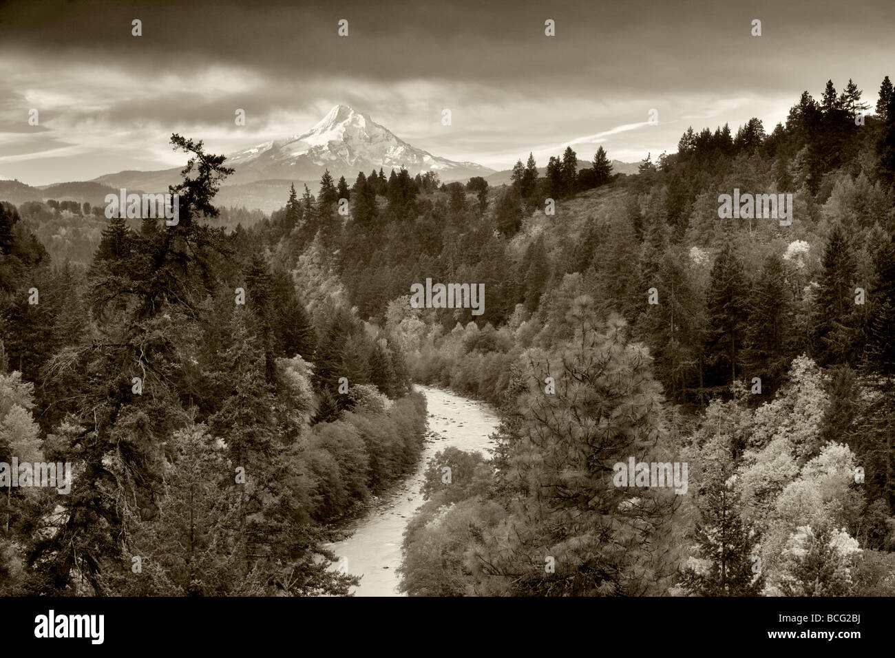 Hood River Oregon High Resolution Stock Photography and Images Alamy