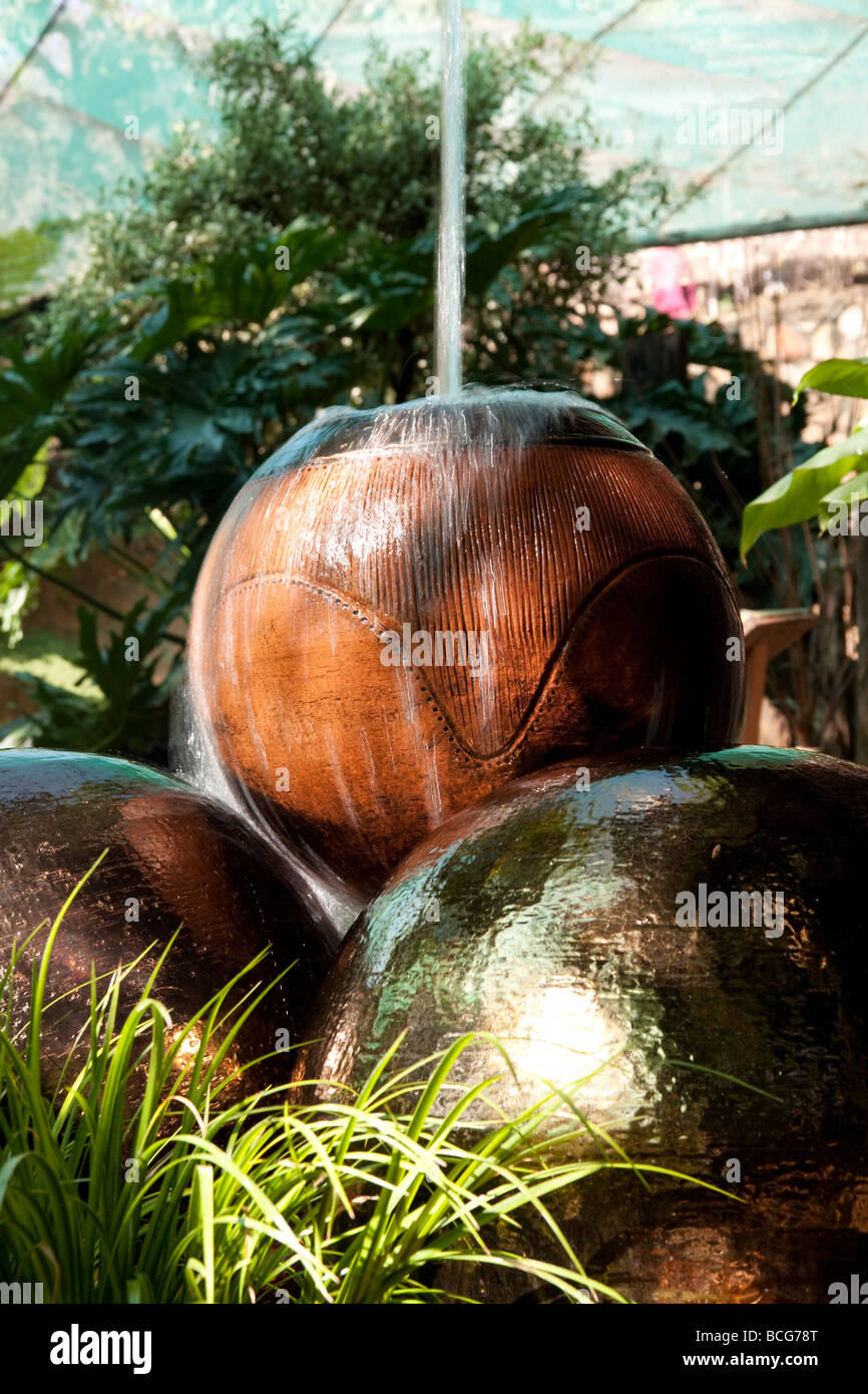 Garden water feature Stock Photo - Alamy