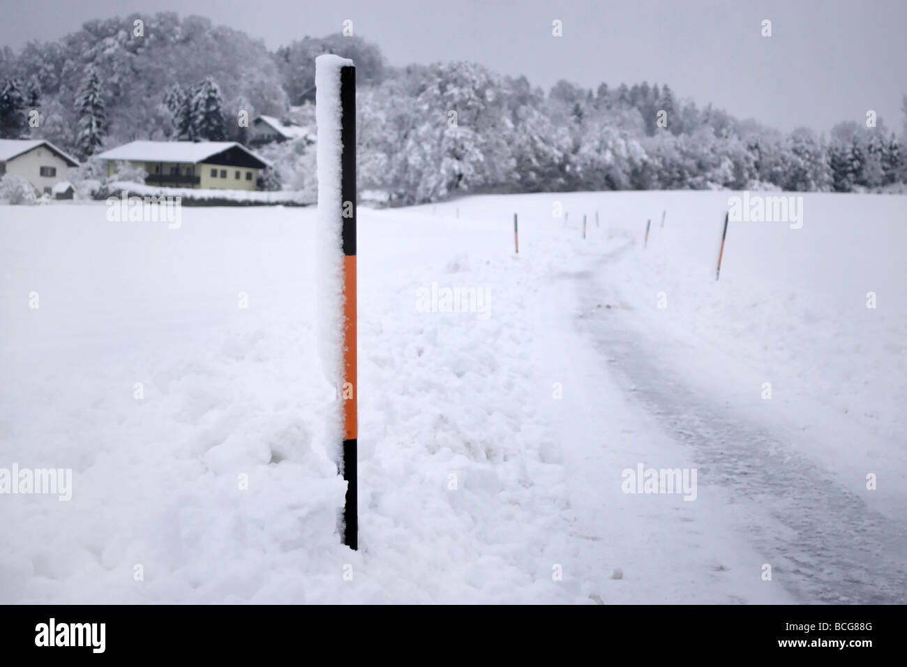 Measuring pole hi-res stock photography and images - Alamy