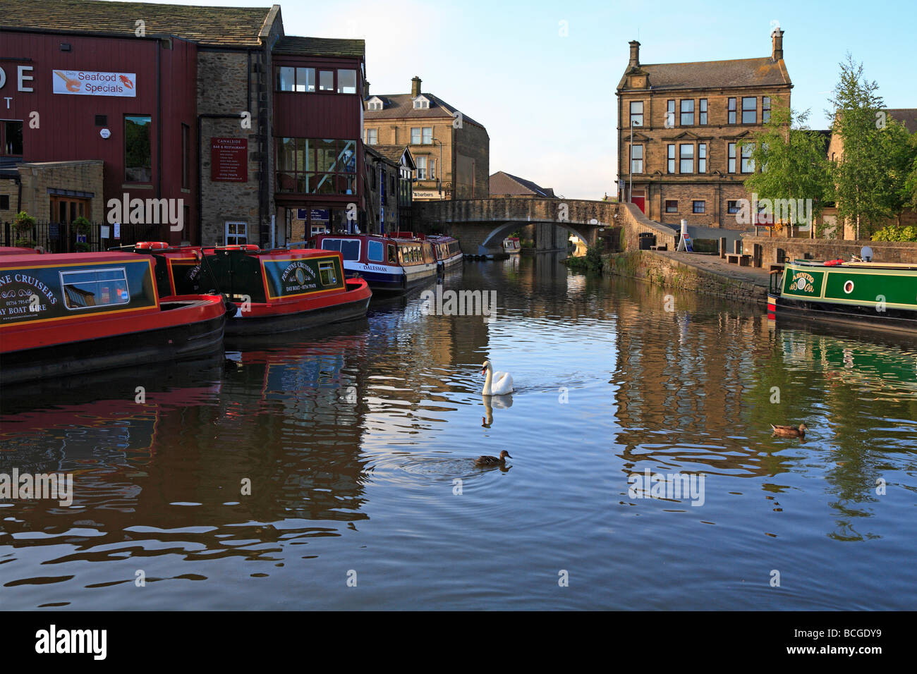 Leeds and Liverpool Canal at Skipton, North Yorkshire, England, UK. Stock Photo