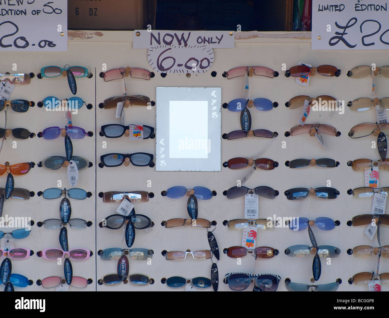 Sunglasses display stand hires stock photography and images Alamy