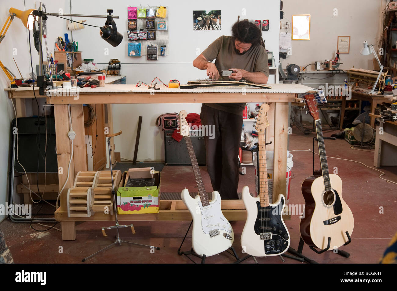 Electric Guitar repair workshop Stock Photo Alamy
