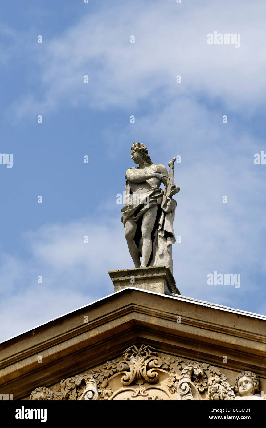 Statue, queen's college, Oxford Stock Photo