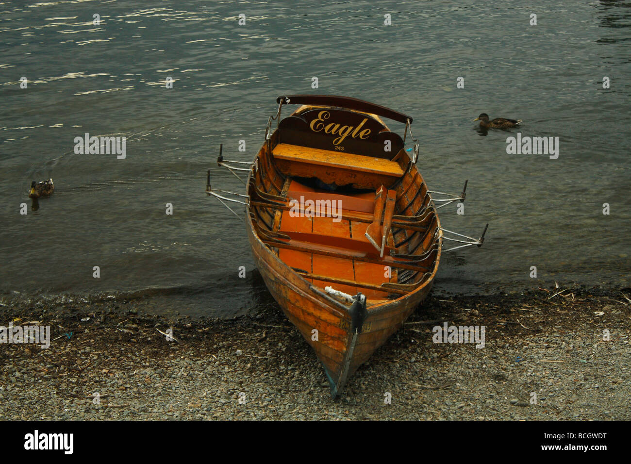 rowing boat lake windermere lake district Stock Photo Alamy