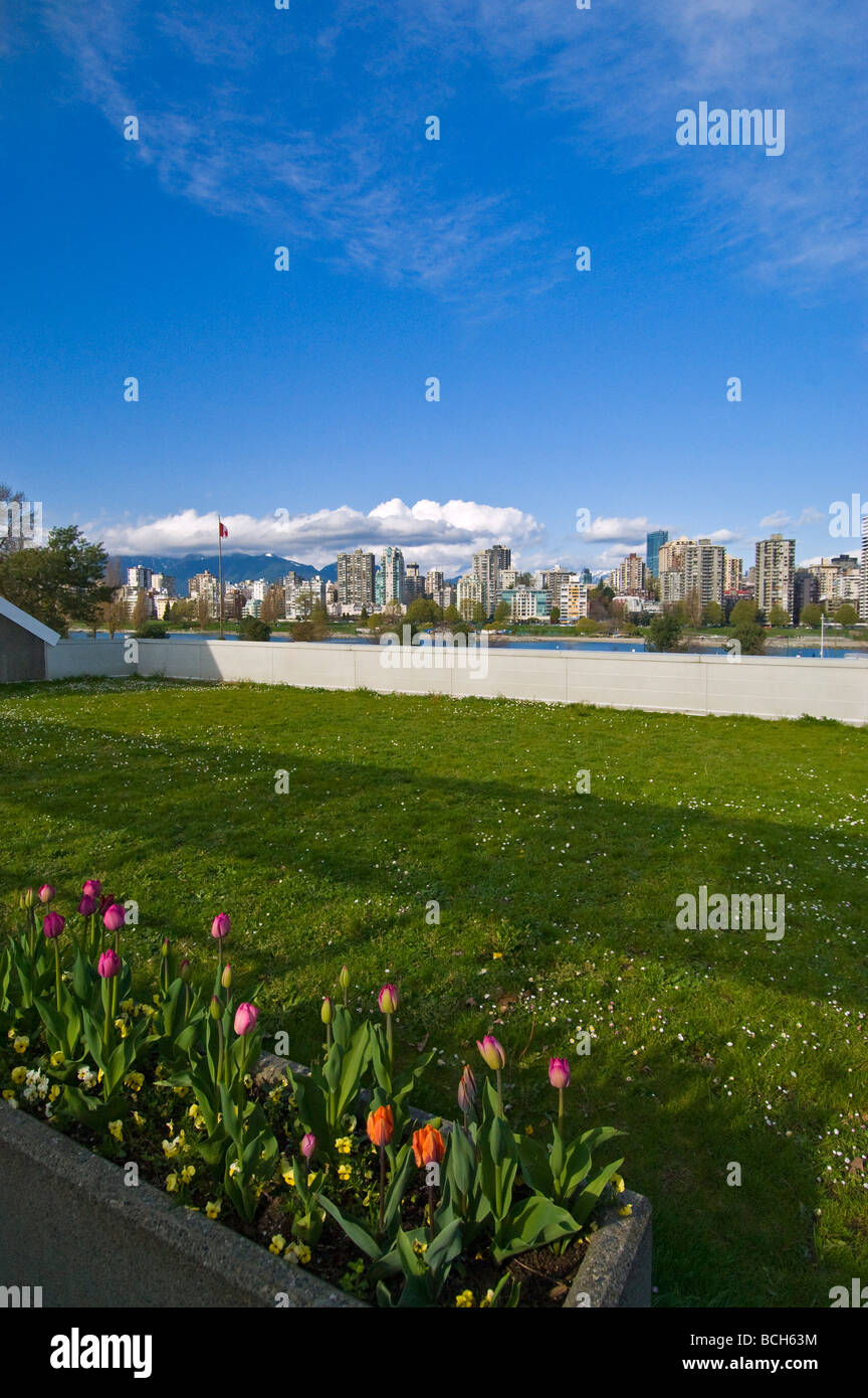 Vancouver library roof garden hires stock photography and images Alamy