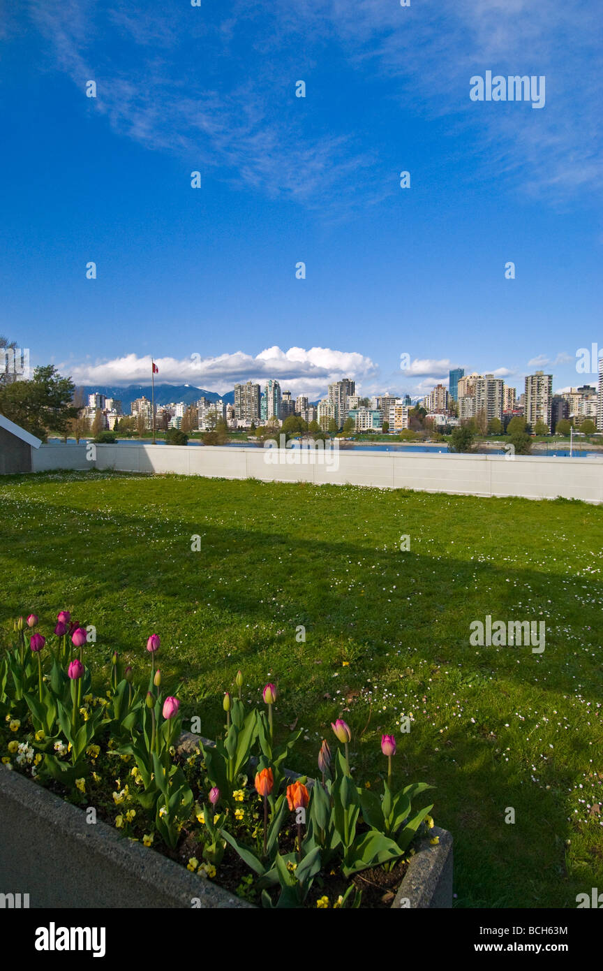 Green rooftop on the public library building in Vanier Park Stock Photo