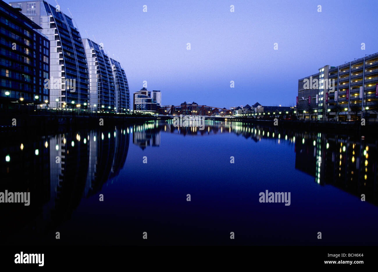 Reflections of NV apartments, Salford Quays, Manchester, England, UK Stock Photo