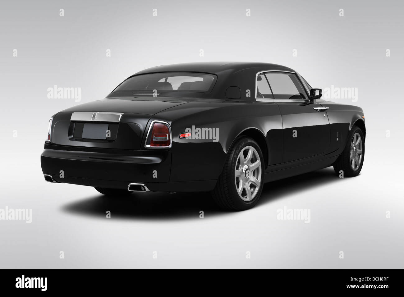 2009 Rolls-Royce Phantom Coupe in Black - Rear angle view Stock Photo -  Alamy