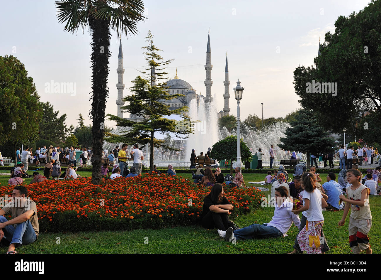 Sultanahmet Park View on Blue Mosque Sultan Ahmed Mosque Islanbul ...