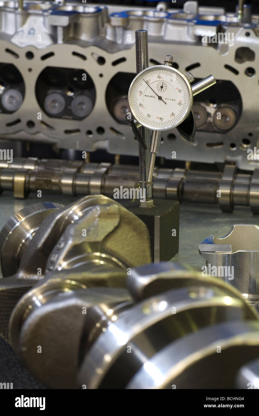 Crankshaft engine scale hires stock photography and images Alamy