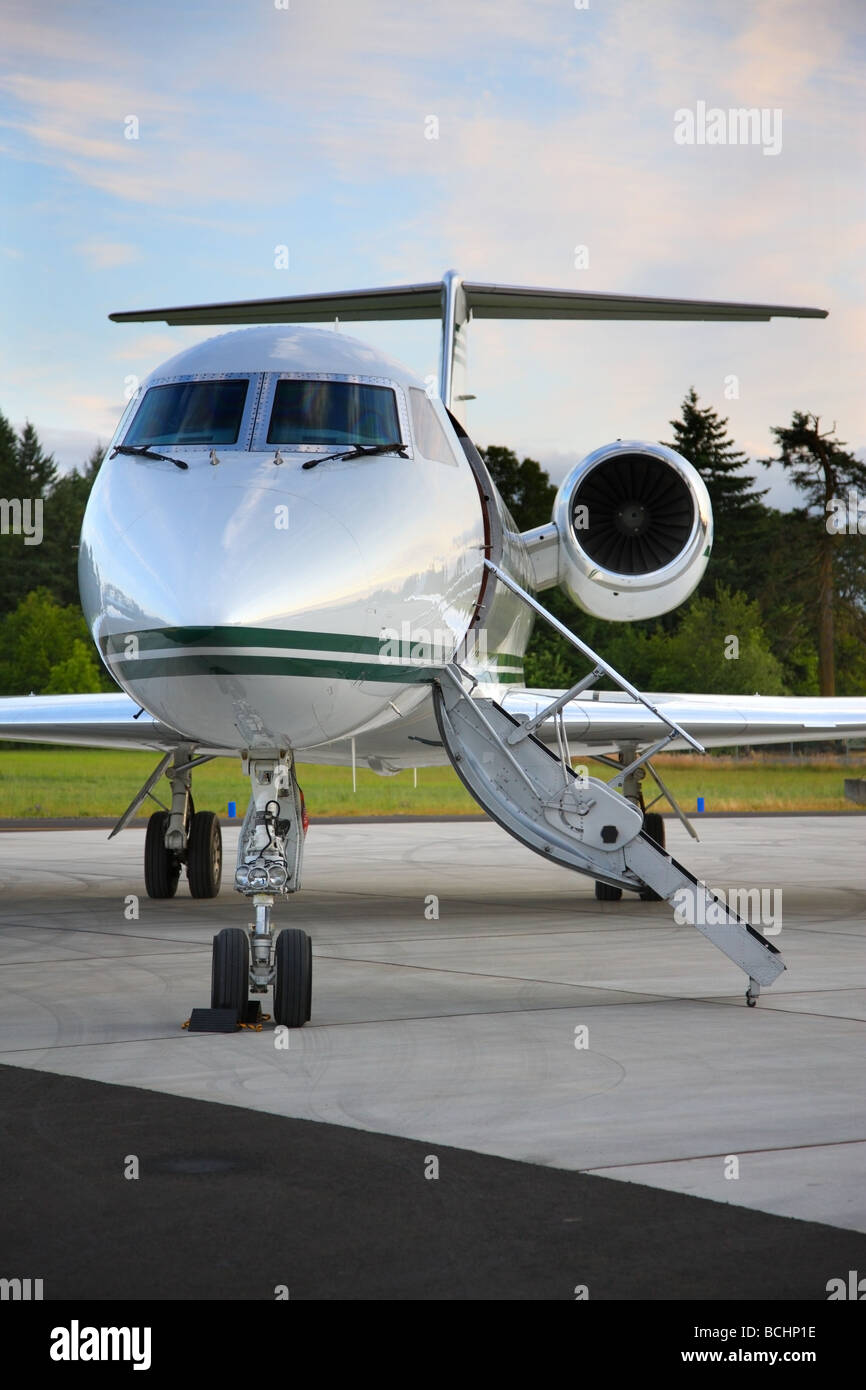 Jet hires stock photography and images Alamy