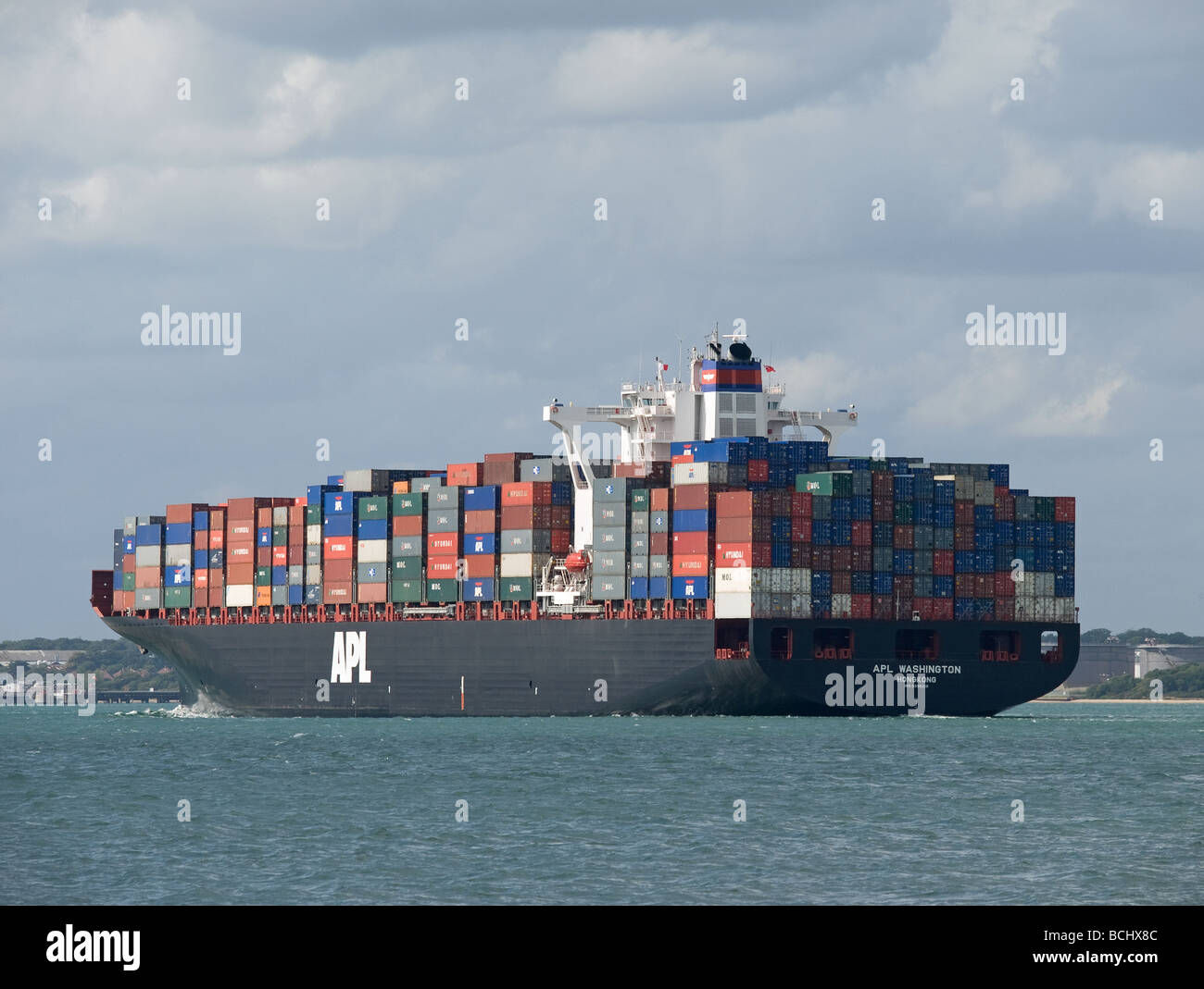 Container ship APL Washington arriving at Southampton UK Stock Photo
