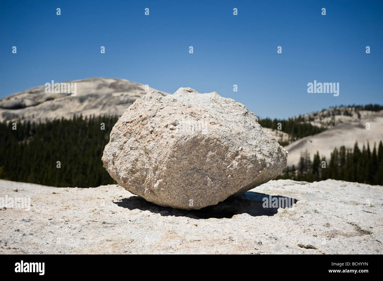 Yosemite national park, California - Granite boulder on top Pothole Dome, Tuolumne meadows Stock Photo