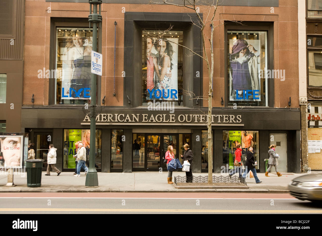 Urban outfitters manhattan hi-res stock photography and images - Alamy