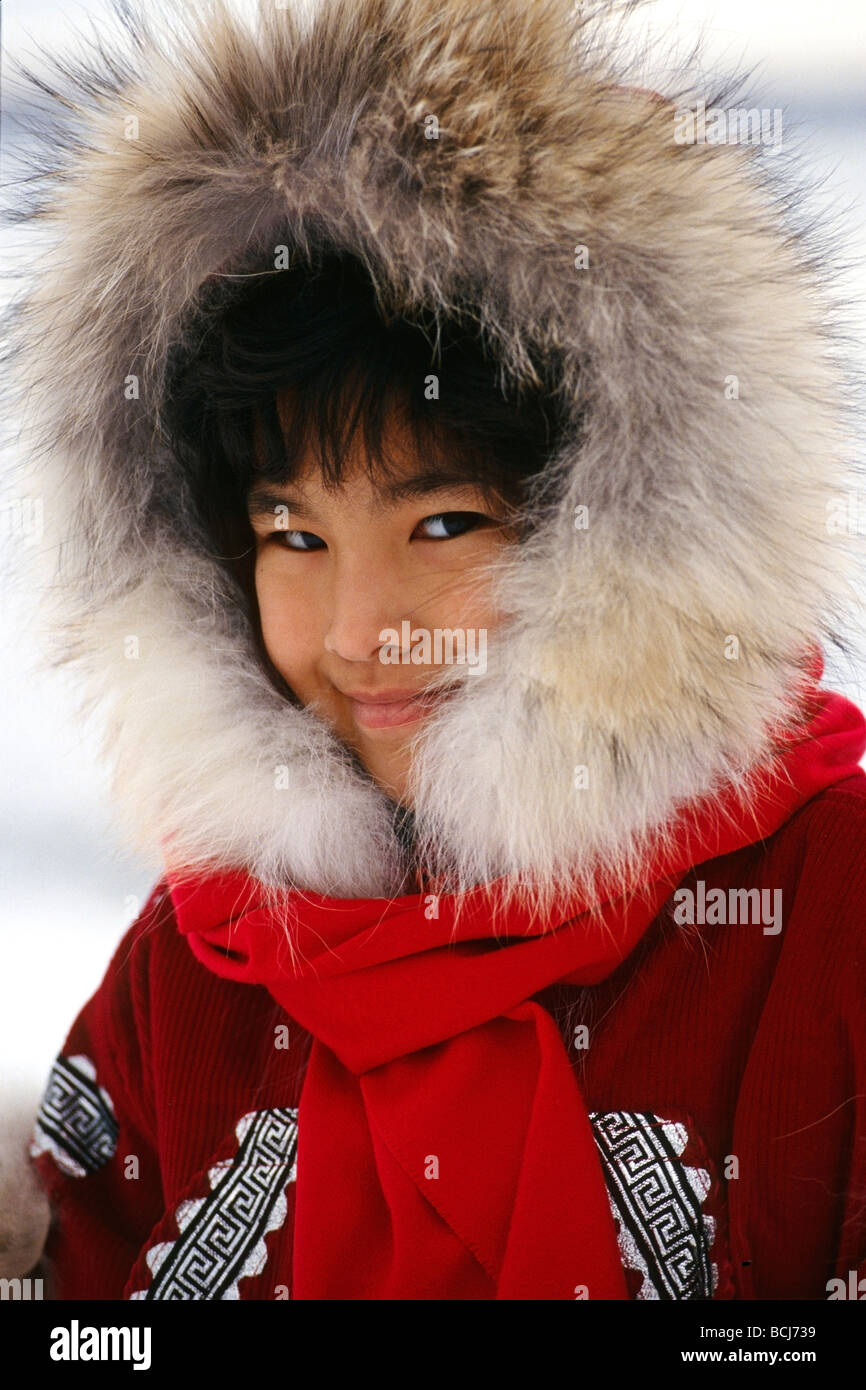 Eskimo girl alaska hi-res stock photography and images - Alamy