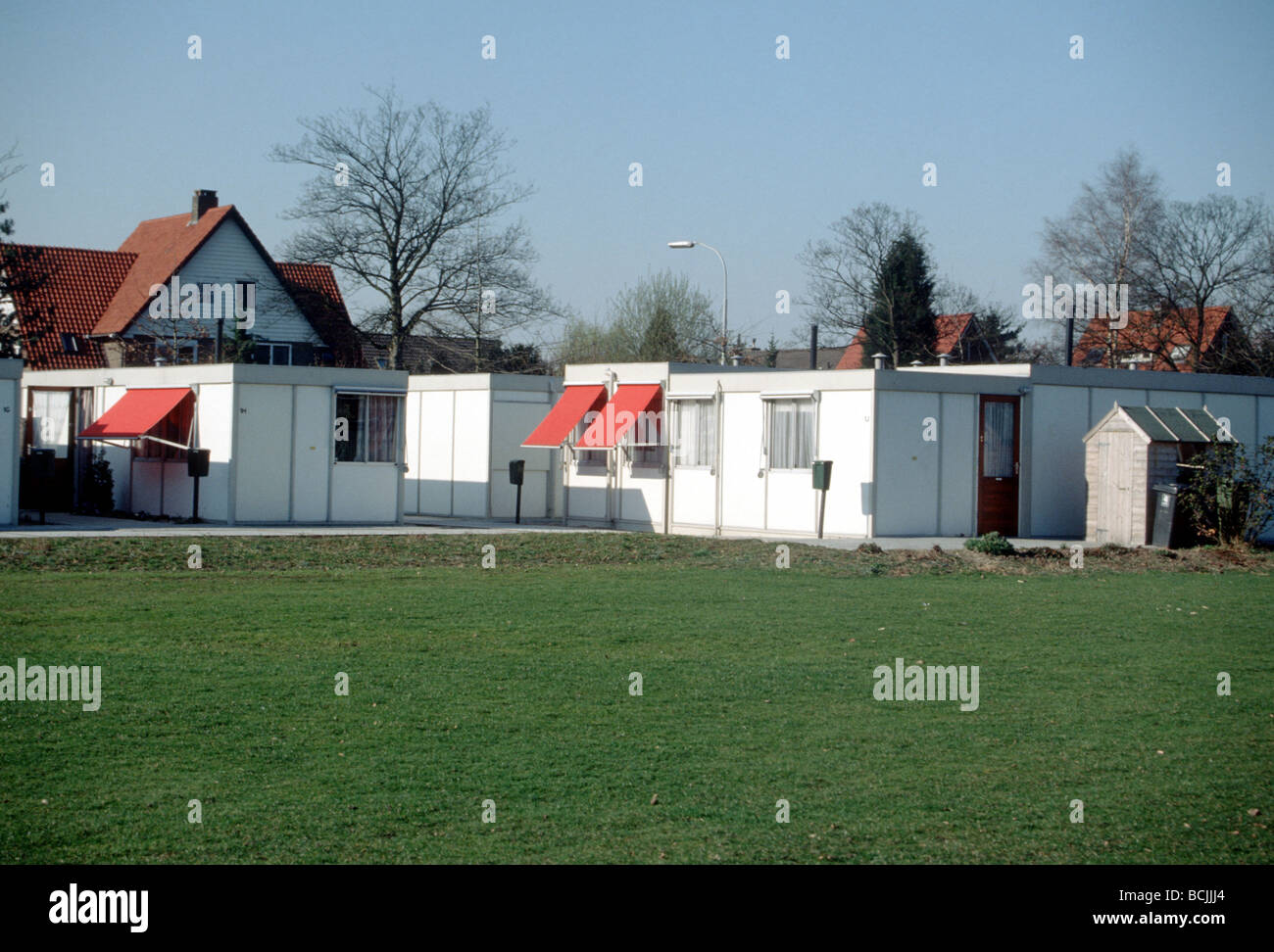 Asylum seekers assistance hires stock photography and images Alamy
