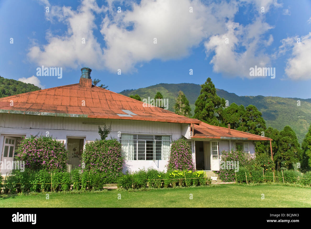 India, West Bengal, Kurseong, Goomtee Tea Estate, guest house Stock Photo