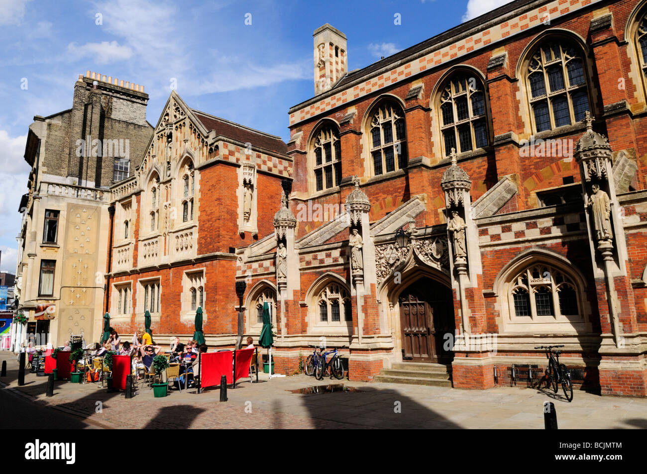 Faculty of english cambridge university hires stock photography and