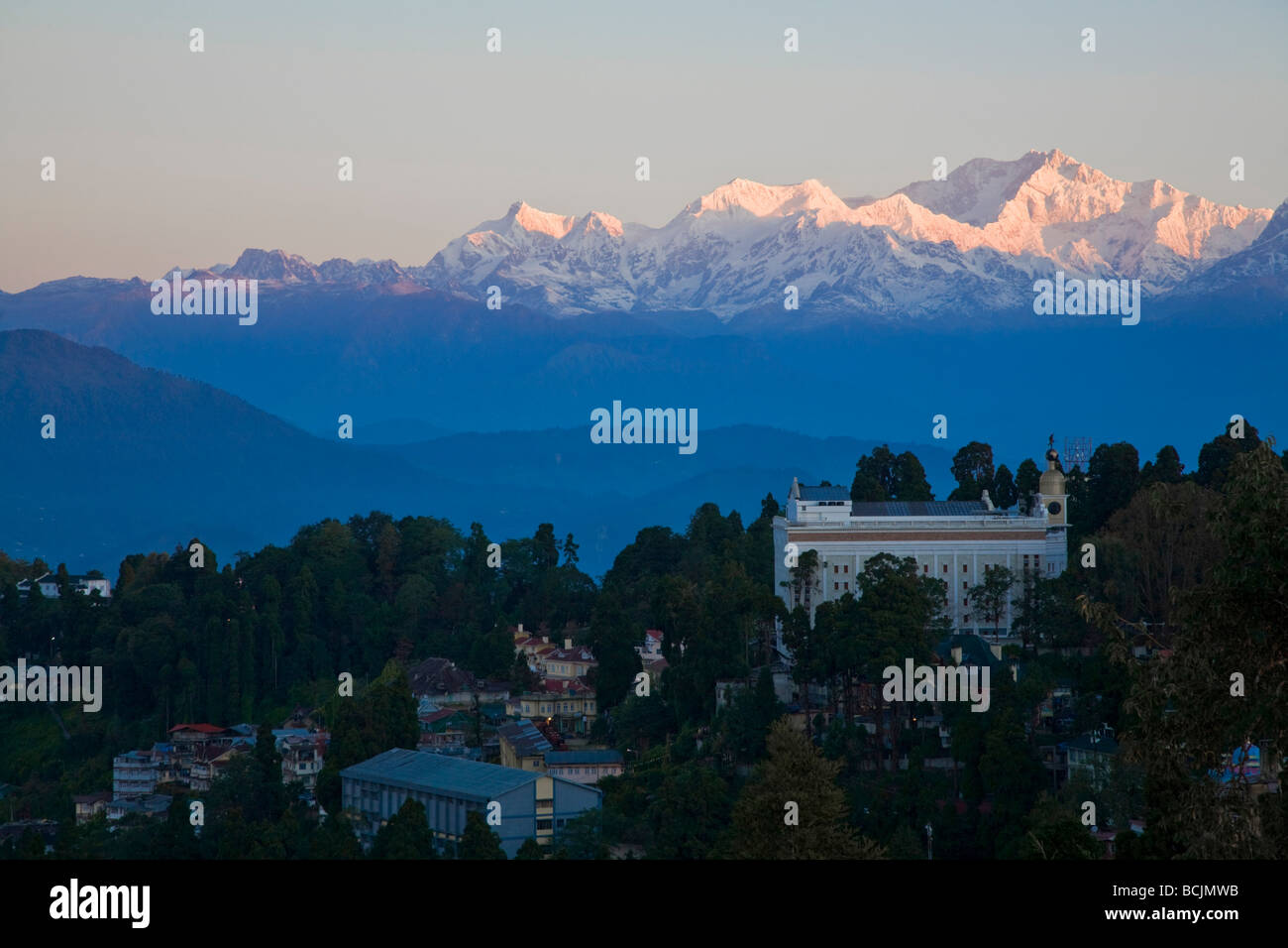 India, West Bengal, Darjeeling, View of new Town hall, City, and Kanchenjunga, Khangchendzonga Stock Photo