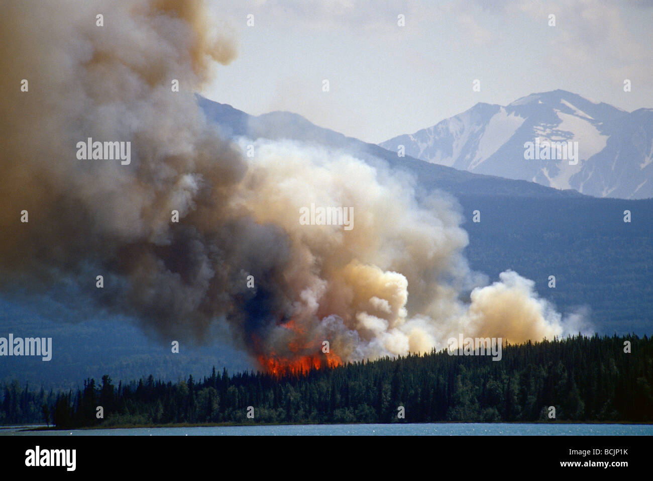 Skilak lake fire hires stock photography and images Alamy