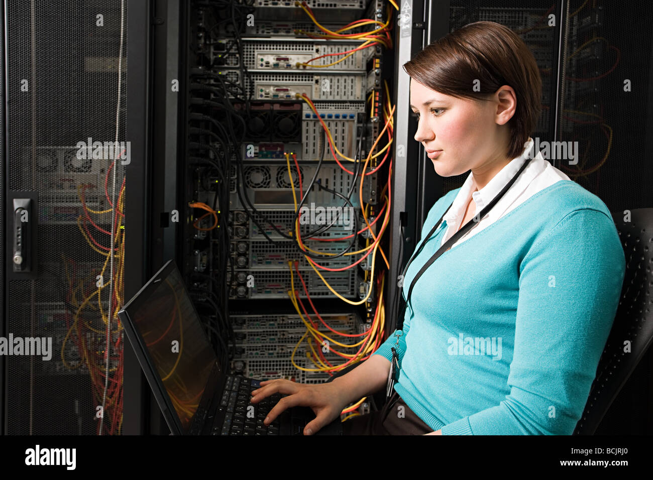 Female computer technician Stock Photo - Alamy