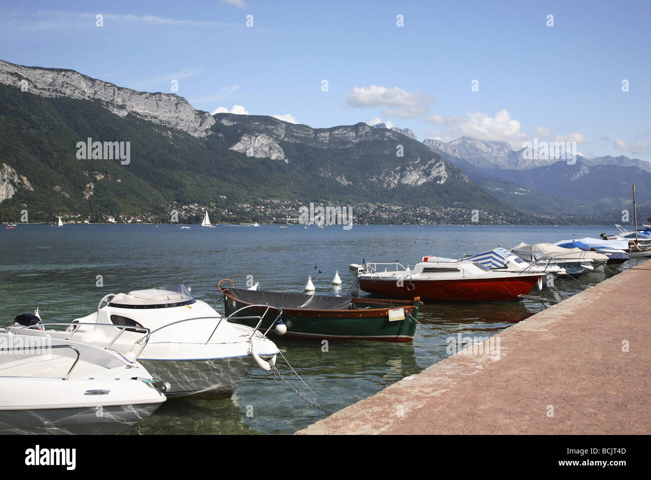 Boats on lake annecy Stock Photo Alamy