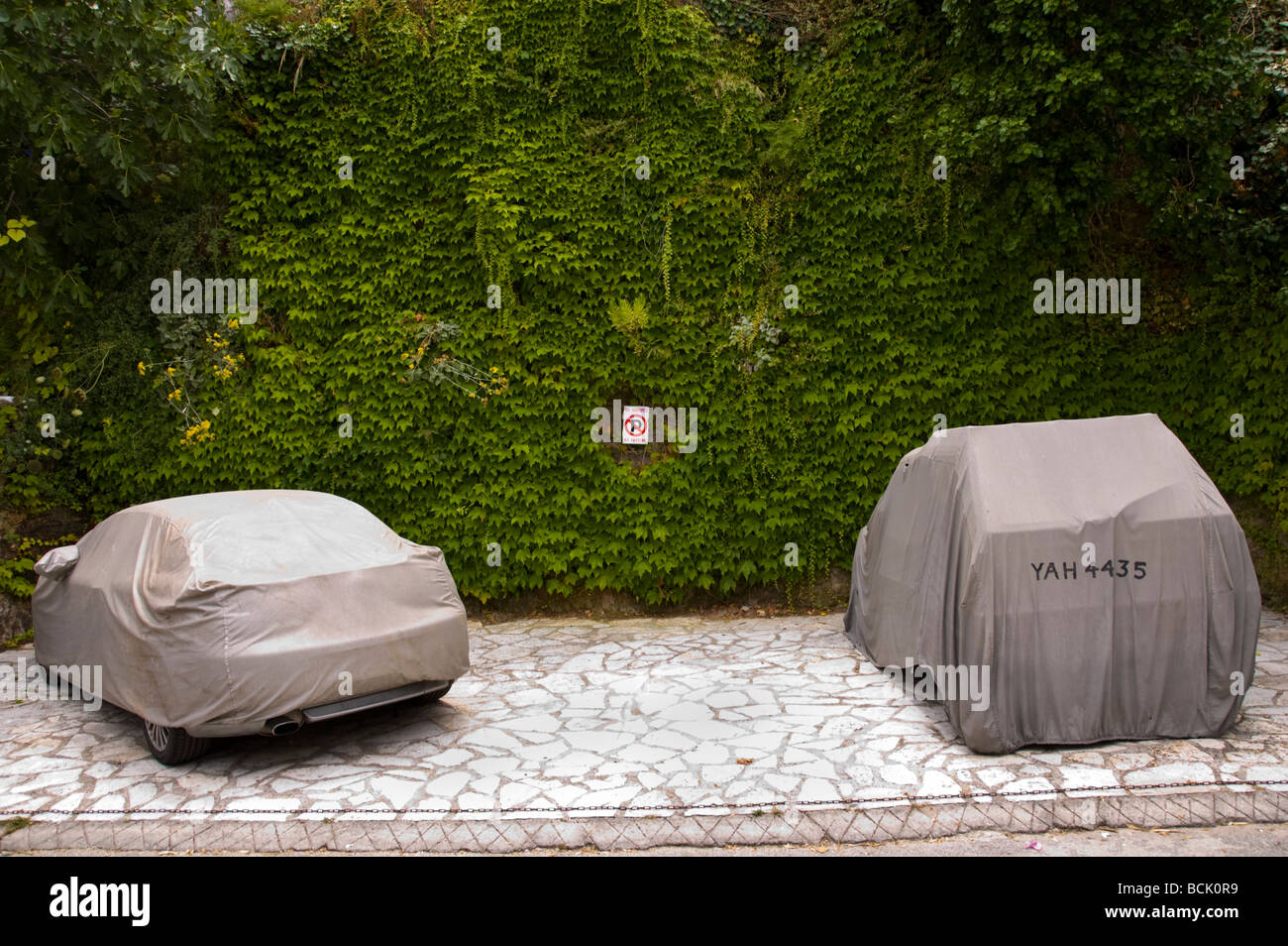 Car covered with dust hires stock photography and images Alamy