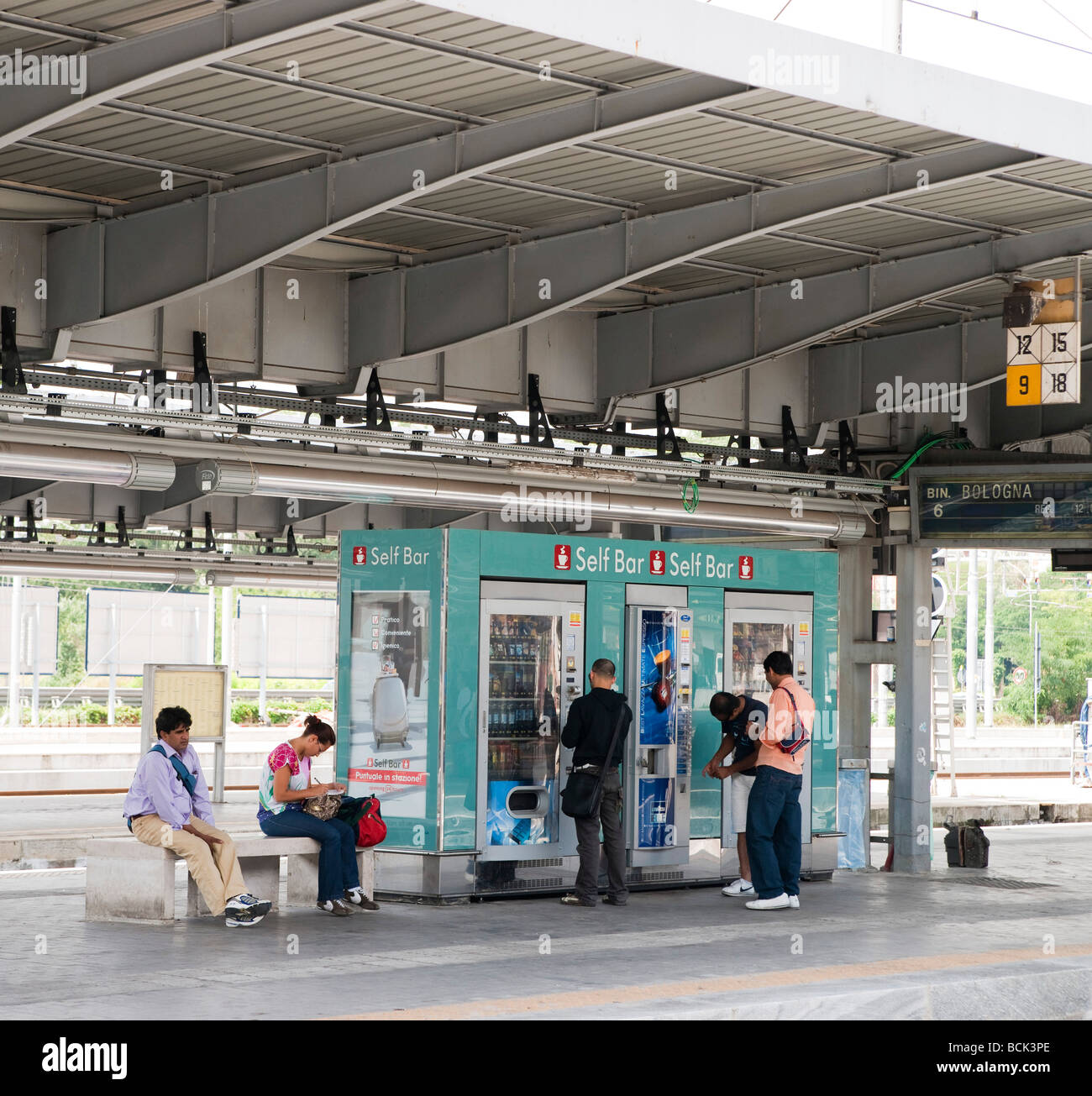 Venice railway transport Mestre station drinks and snacks machine Stock Photo Alamy