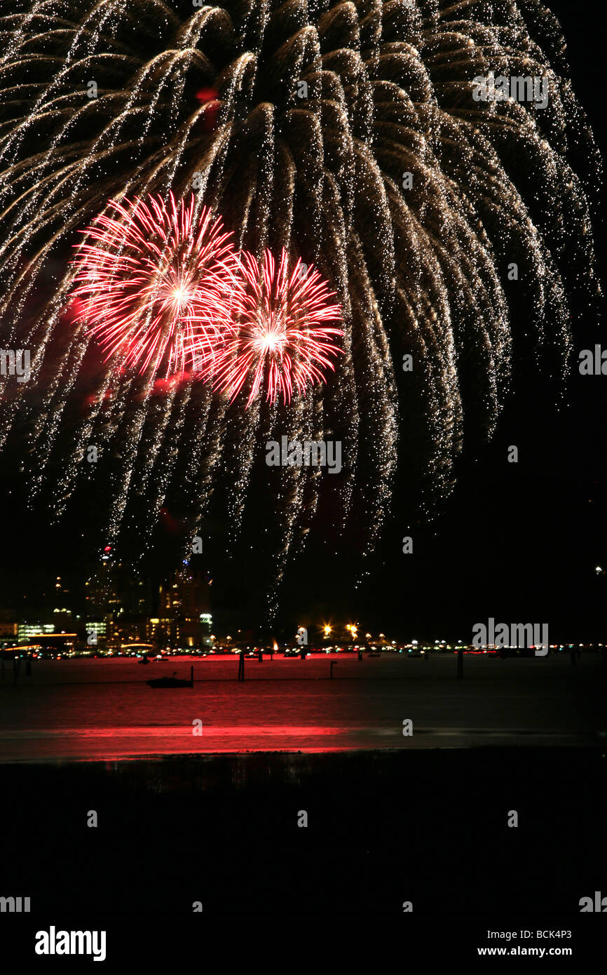 Fourth of July fireworks over Lake Coeur D Alene Stock Photo Alamy