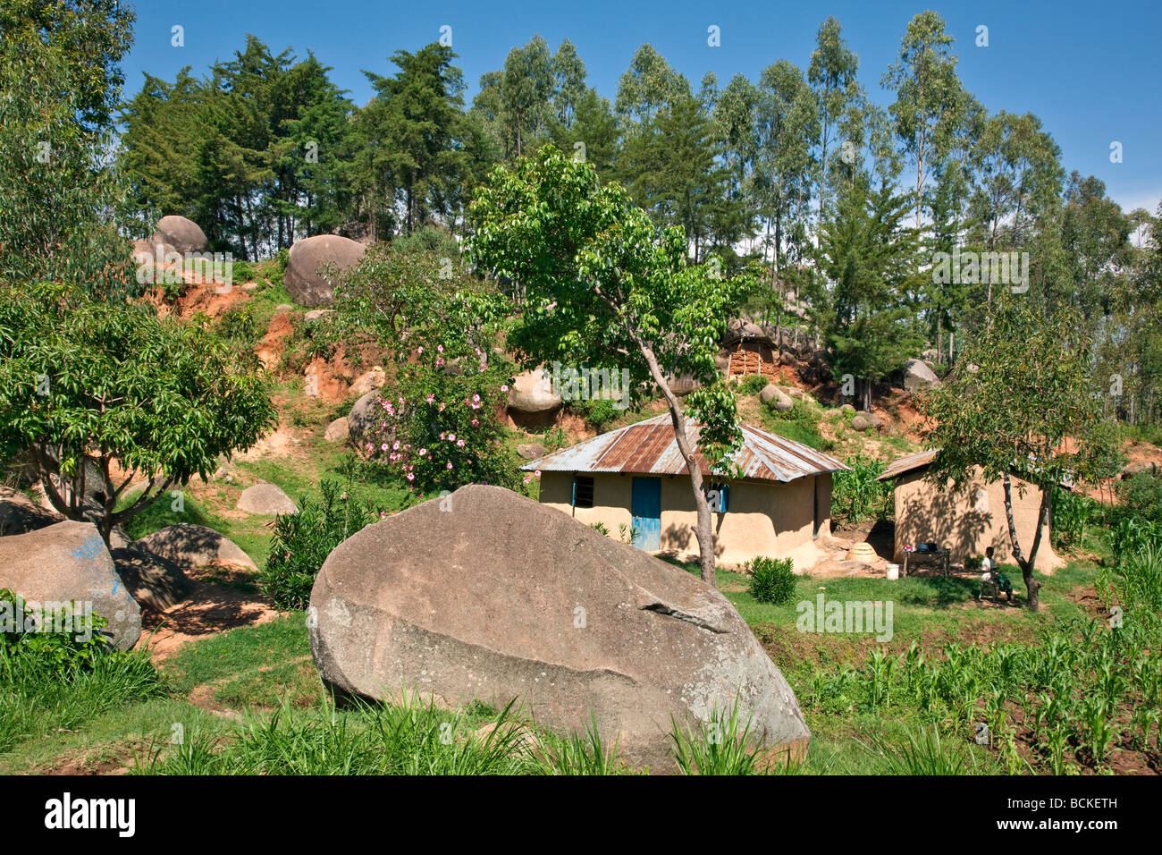 Kenya. A homestead nestling among giant granite boulders in Western Kenya. Stock Photo