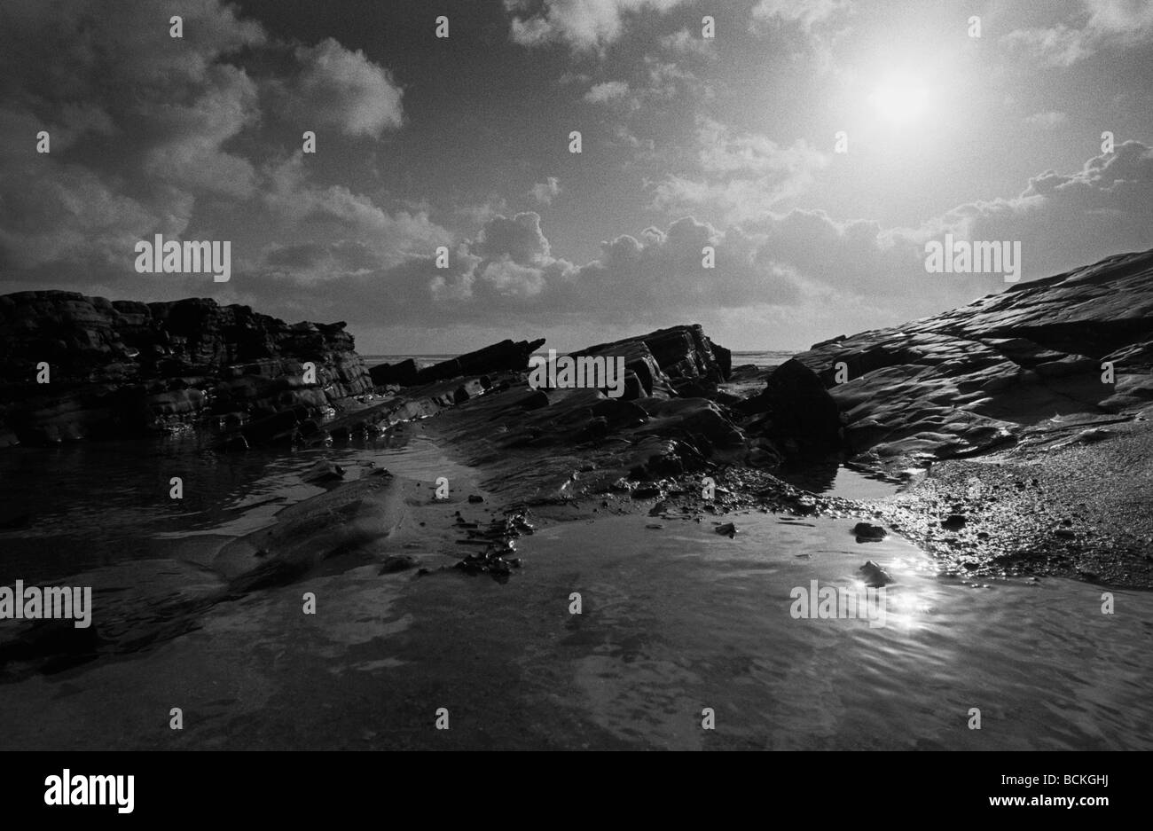 Rocky coasts Black and White Stock Photos & Images - Alamy