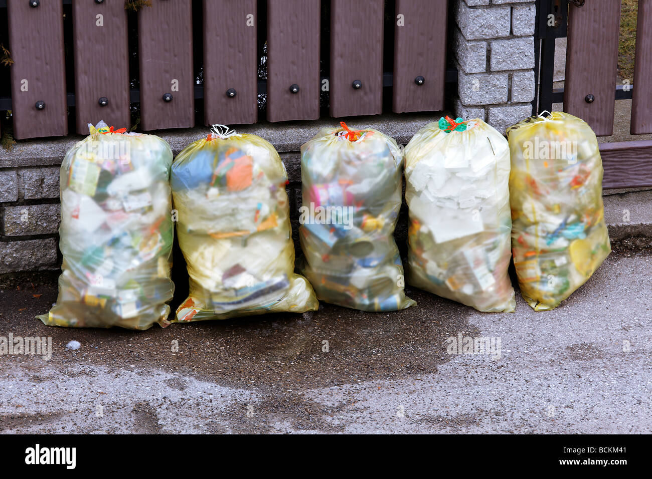 https://c8.alamy.com/comp/BCKM41/garbage-bags-of-plastic-waste-are-waiting-for-waste-disposal-BCKM41.jpg