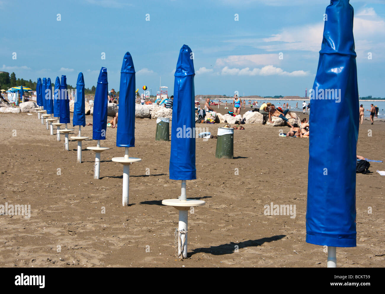 Venice The Lido De Venezia The Blue Moon Public Beach Free Admission venice-the-lido-de-venezia-the-blue-moon-public-beach-free-admission