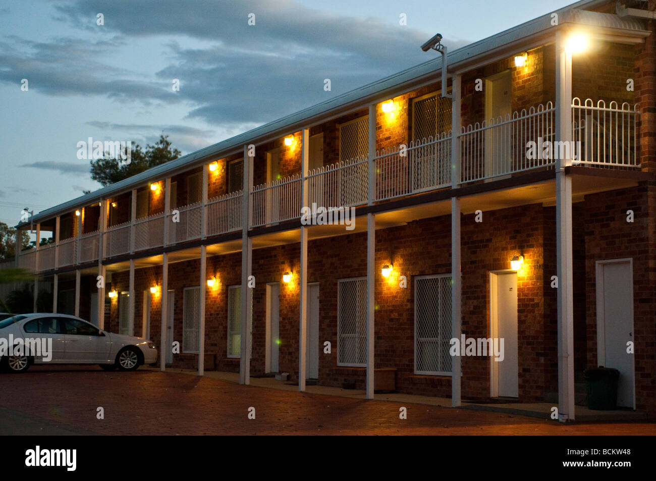 Motel at twilight in Lightning Ridge, NSW Australia Stock Photo Alamy