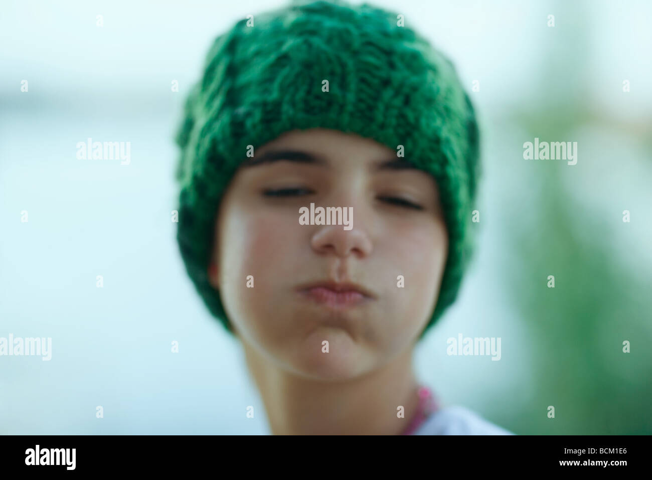 Puffing out cheeks hires stock photography and images Alamy