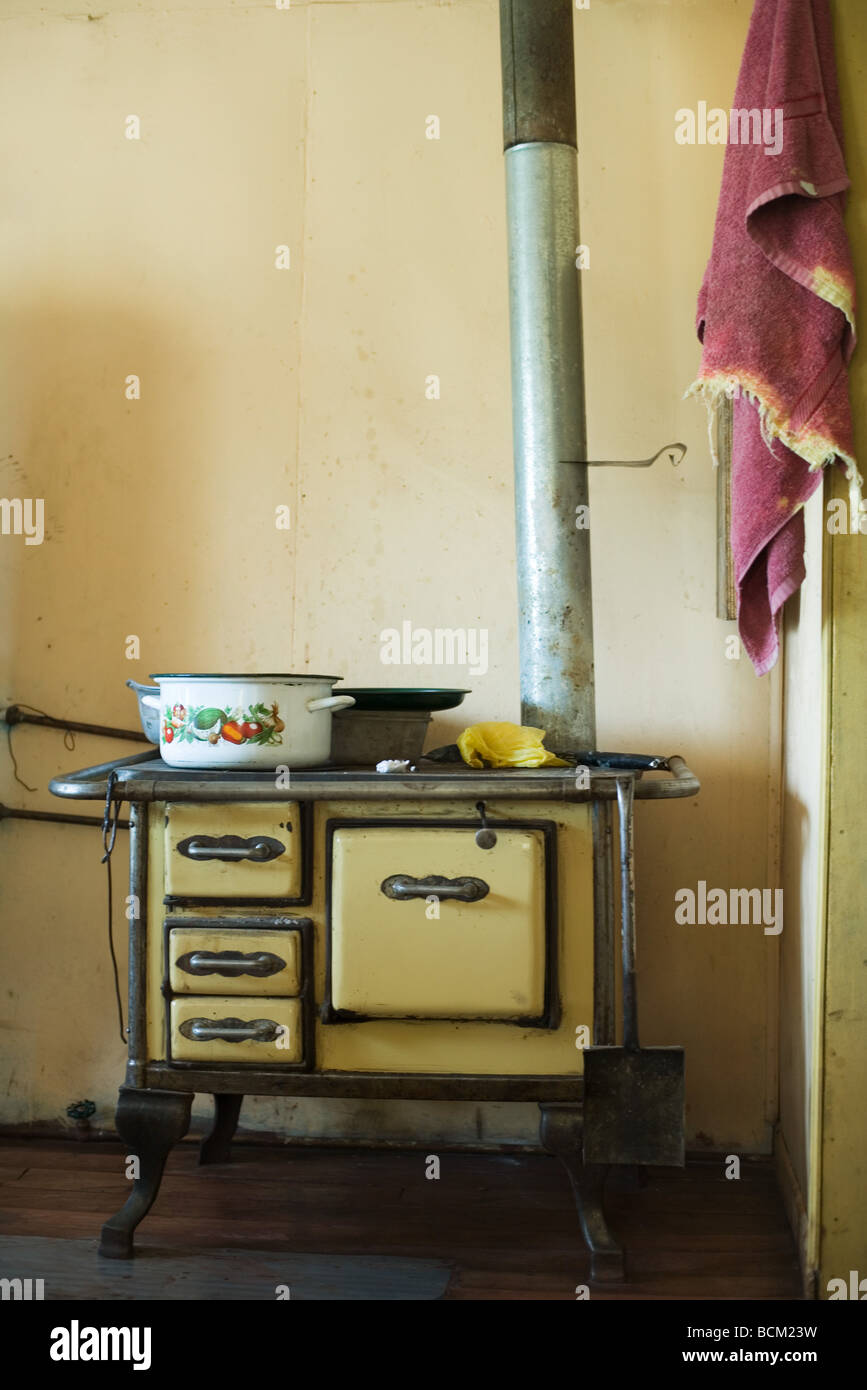 Coal Burning Stove In Kitchen Stock Photo 25026957 Alamy