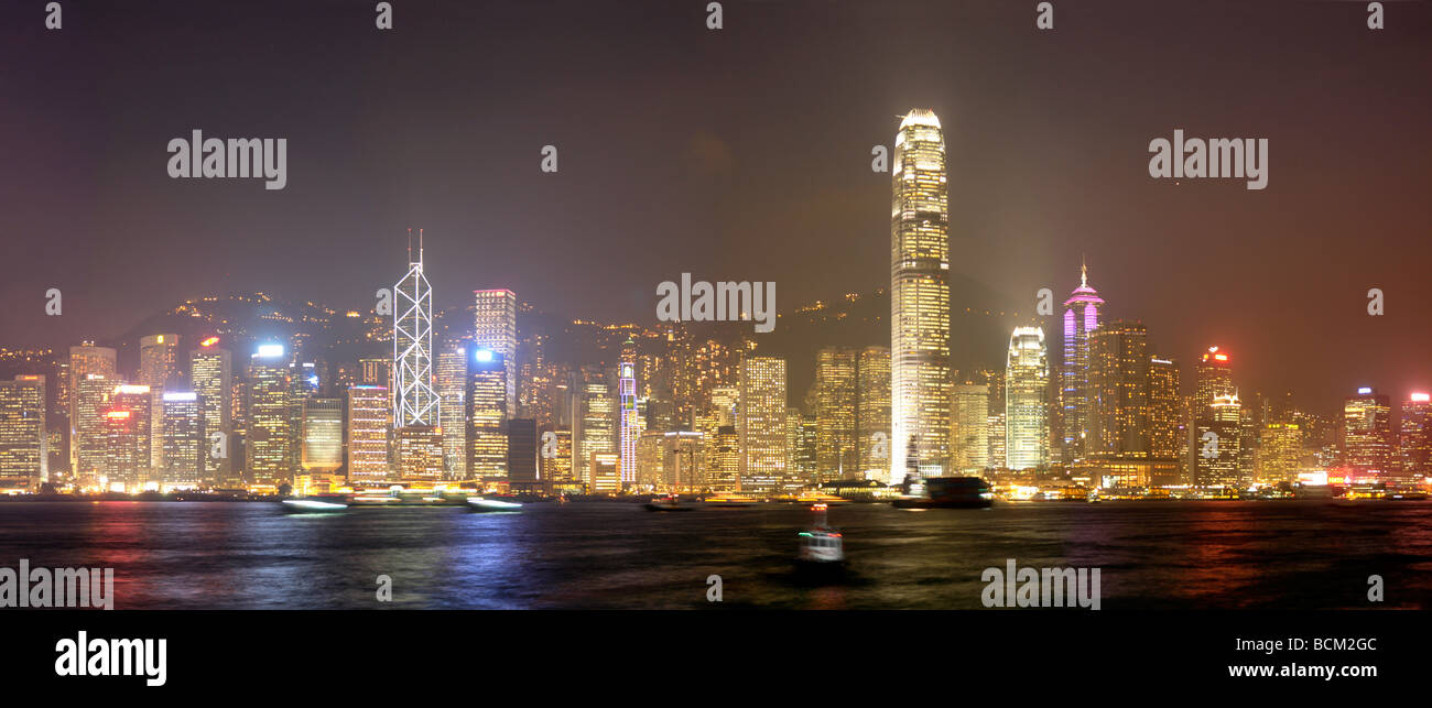 China Hong Kong victoria harbour at dusk Stock Photo - Alamy