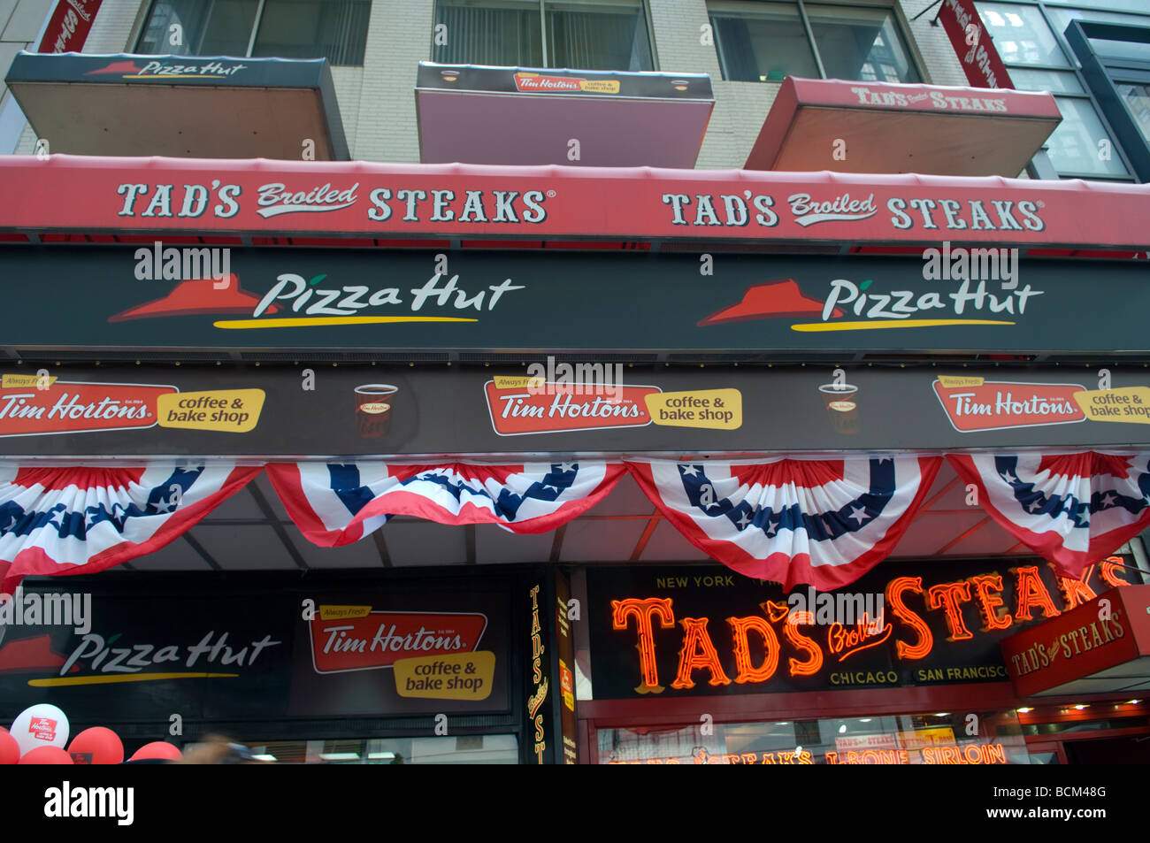 Canadian coffee shop chain hires stock photography and images Alamy