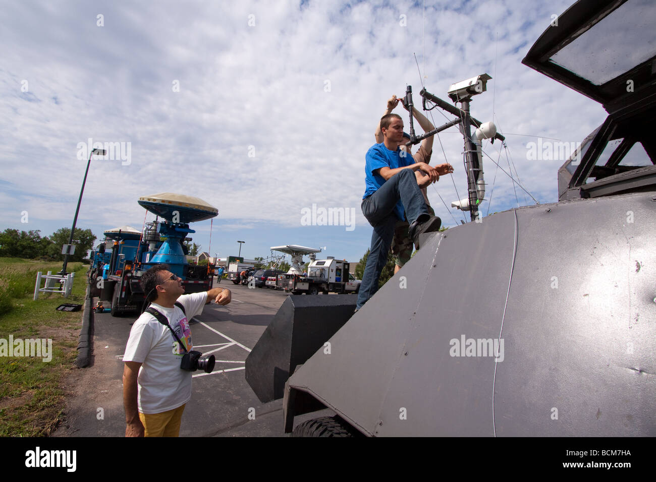 Tiv 2 hi-res stock photography and images - Alamy