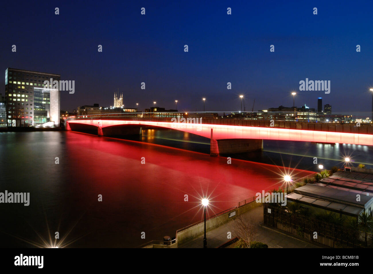 At london bridge hires stock photography and images Alamy
