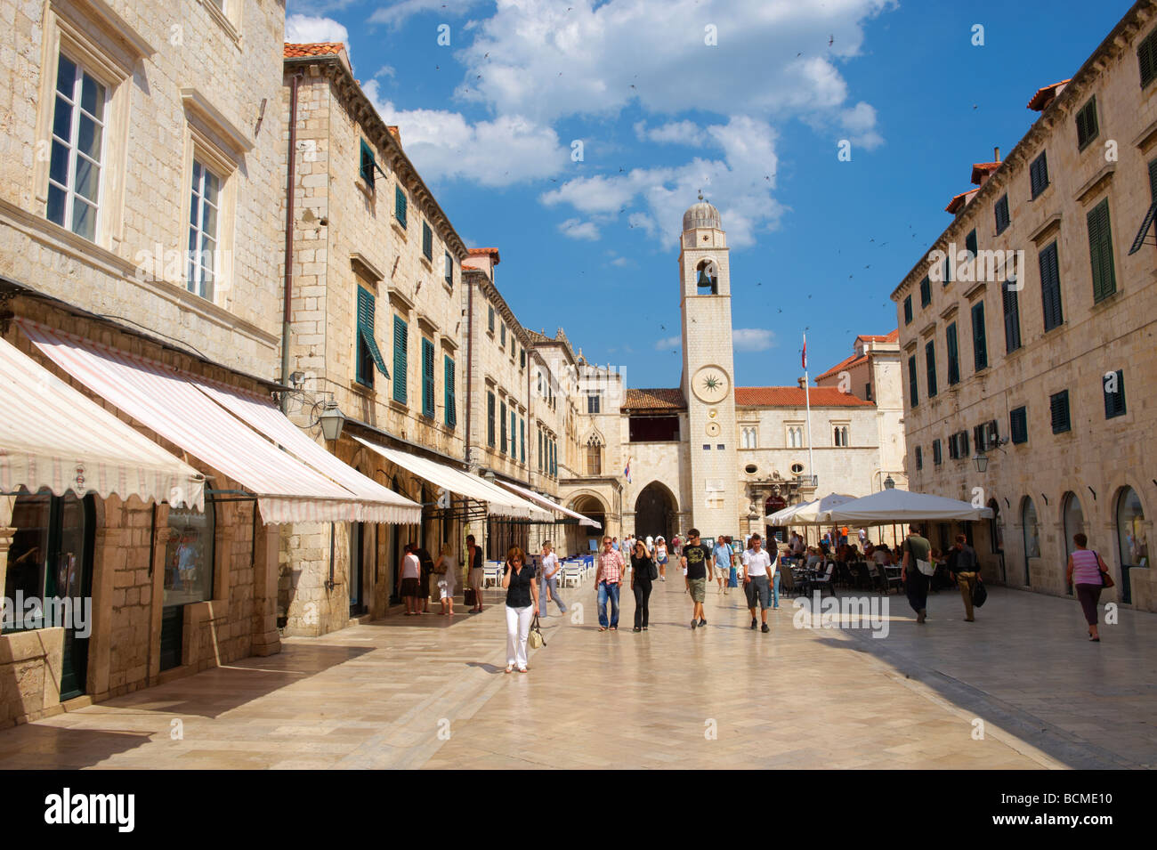 Placa (Stradum) - Main street in Dubrovnik looking towards the the Bell Tower Stock Photo