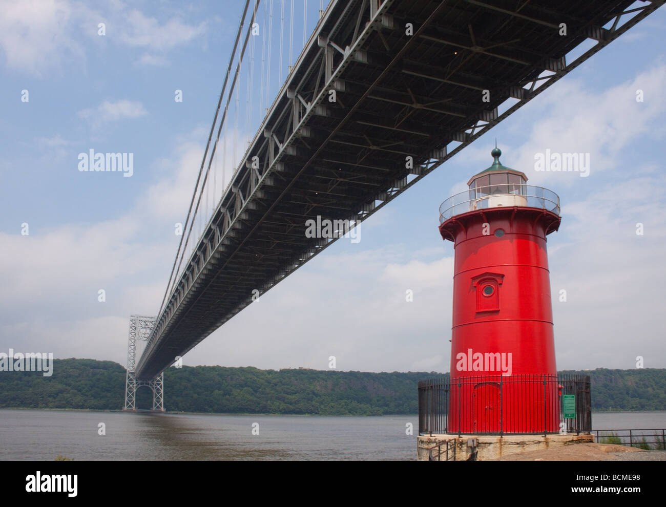 George Washington Bridge and the Little Red Lighthouse, New York NY USA Stock Photo