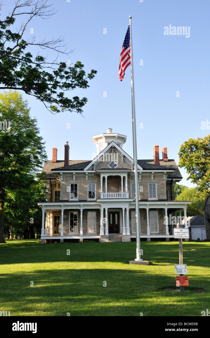 A large house on Lakeshore Drive, Kelleys Island Stock Photo Alamy