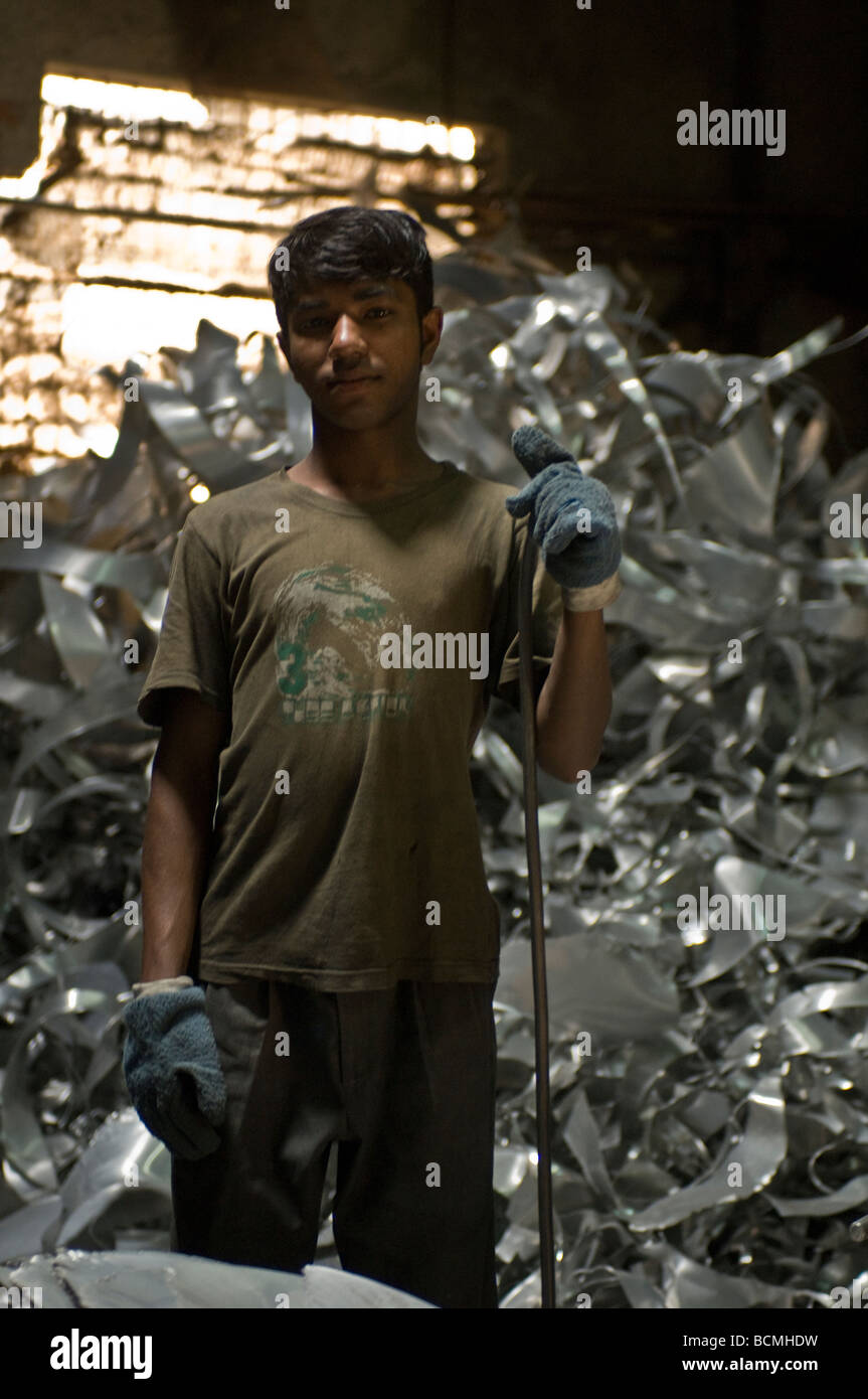 Dhaka child labour Metal turning factory Stock Photo - Alamy