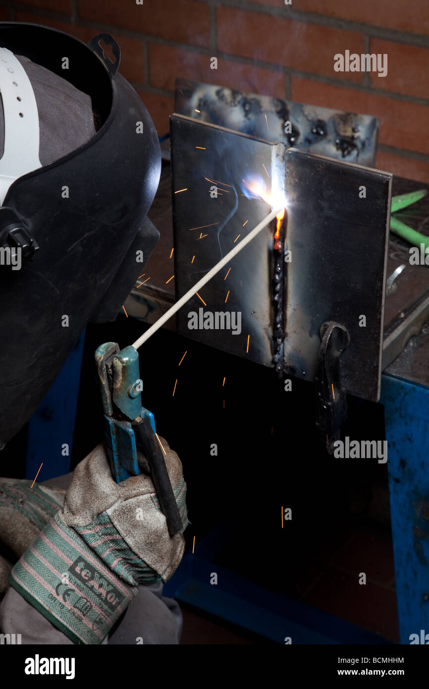 Manual metal arc welding Stock Photo Alamy