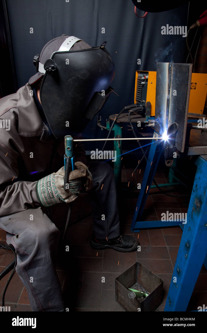 Manual metal arc welding Stock Photo Alamy