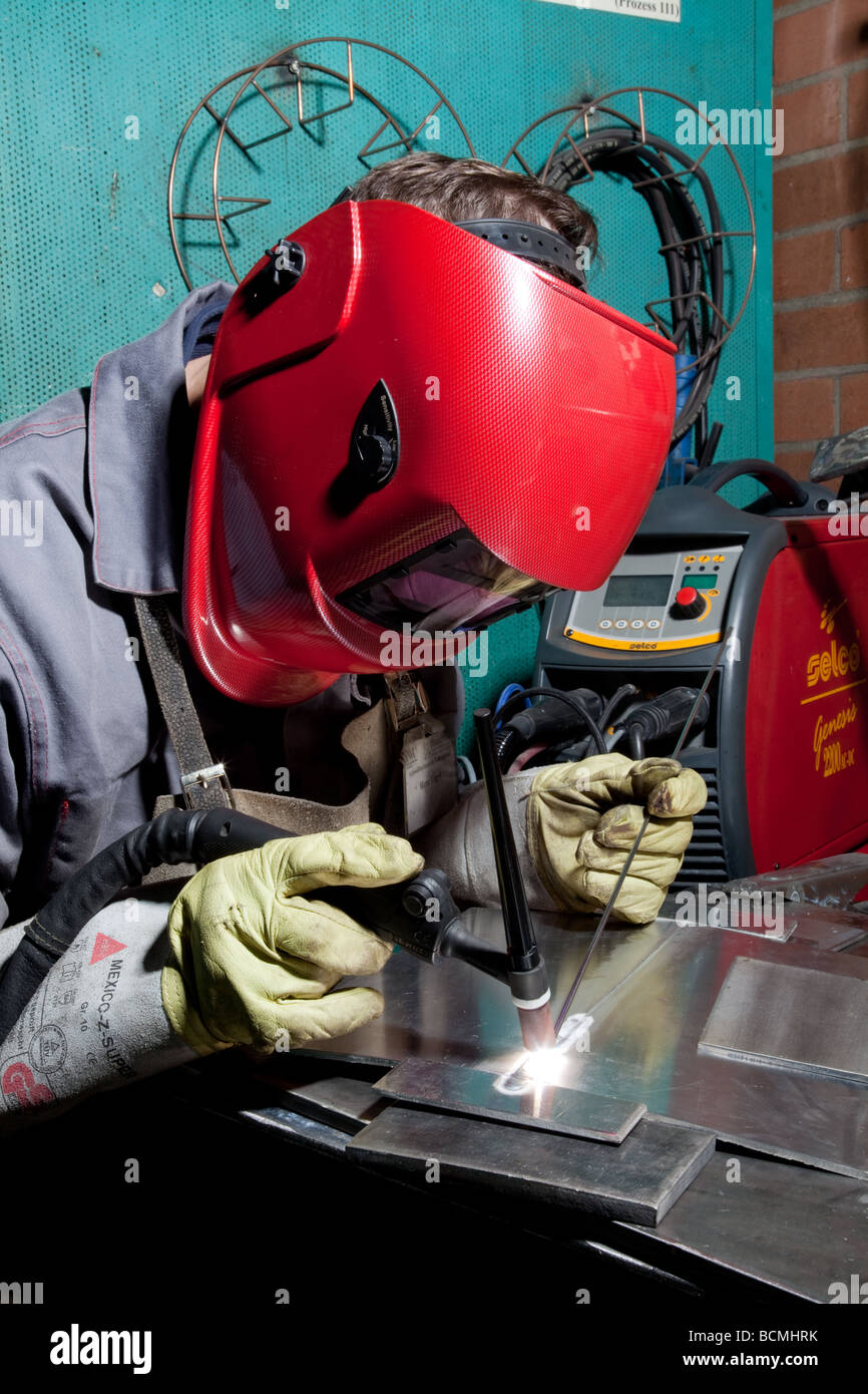 Tig welding hi-res stock photography and images - Alamy